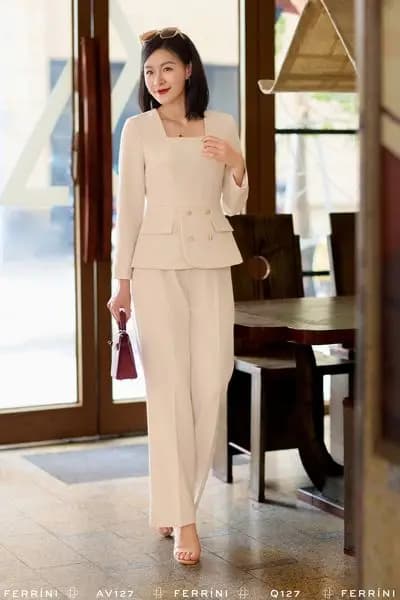 Set bộ áo vest không cổ đôi hàng cúc và quần ống rộng màu kem